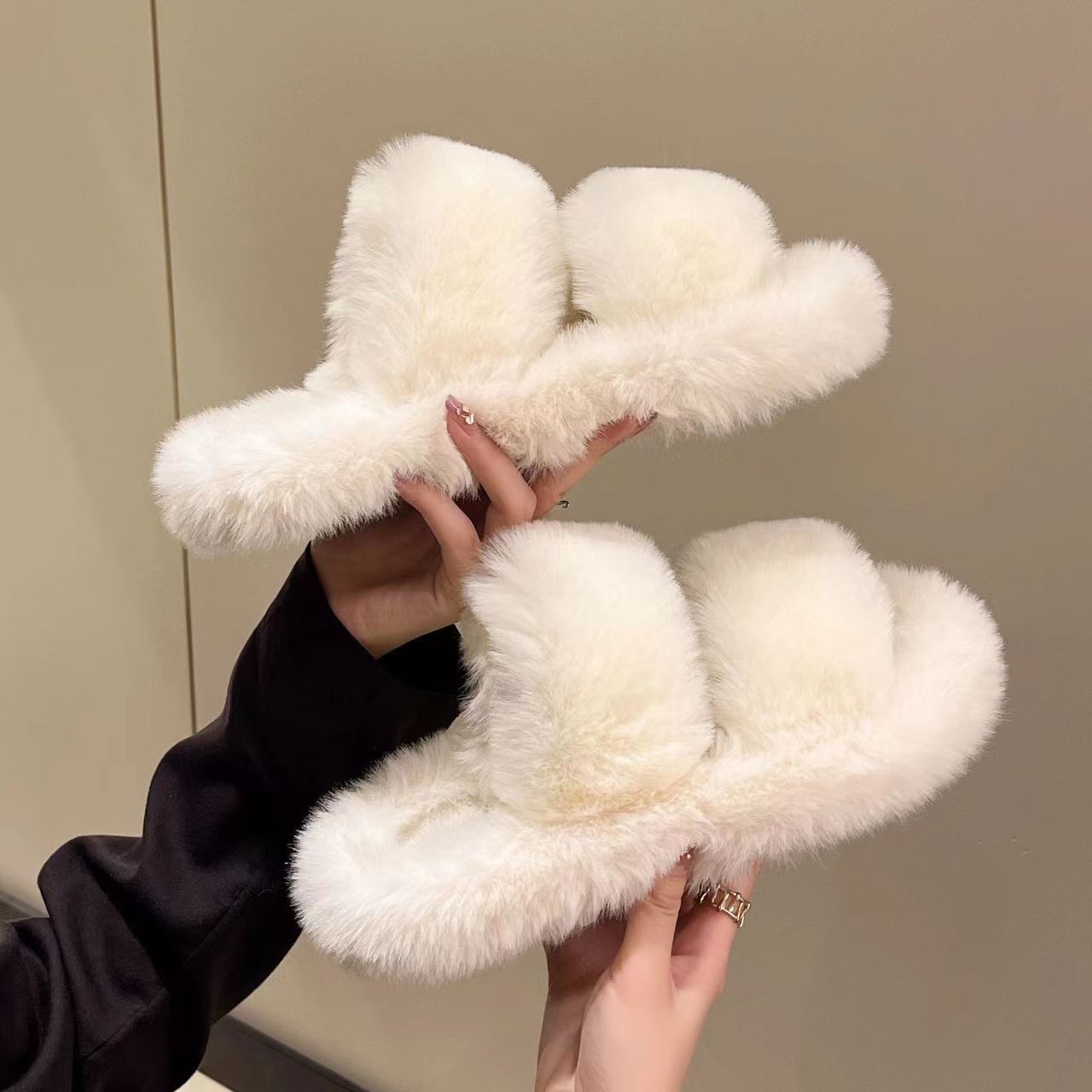 TrueTread Ultra Fury Slippers