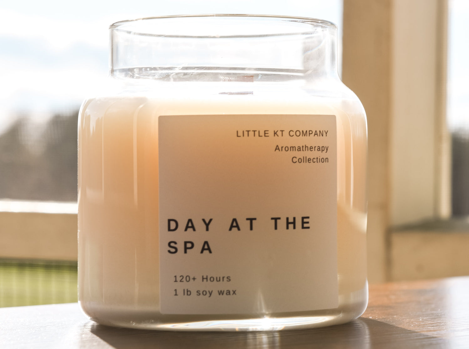 TrueTread Day at the Spa – Wood Wick Aromatherapy Candle