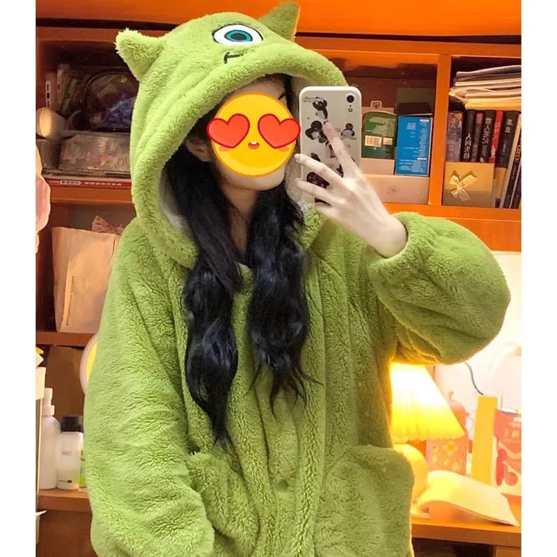 TrueTread Big-eyed coral fleece pajamas