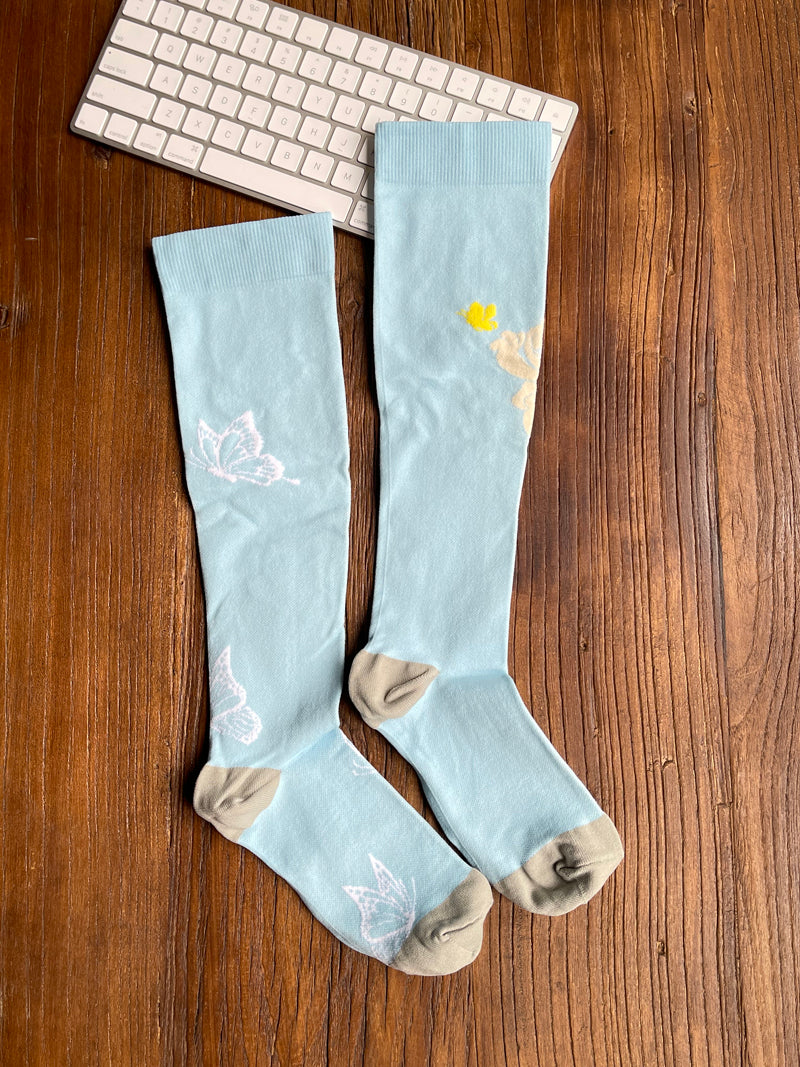 TrueTread Patterned Compression Socks