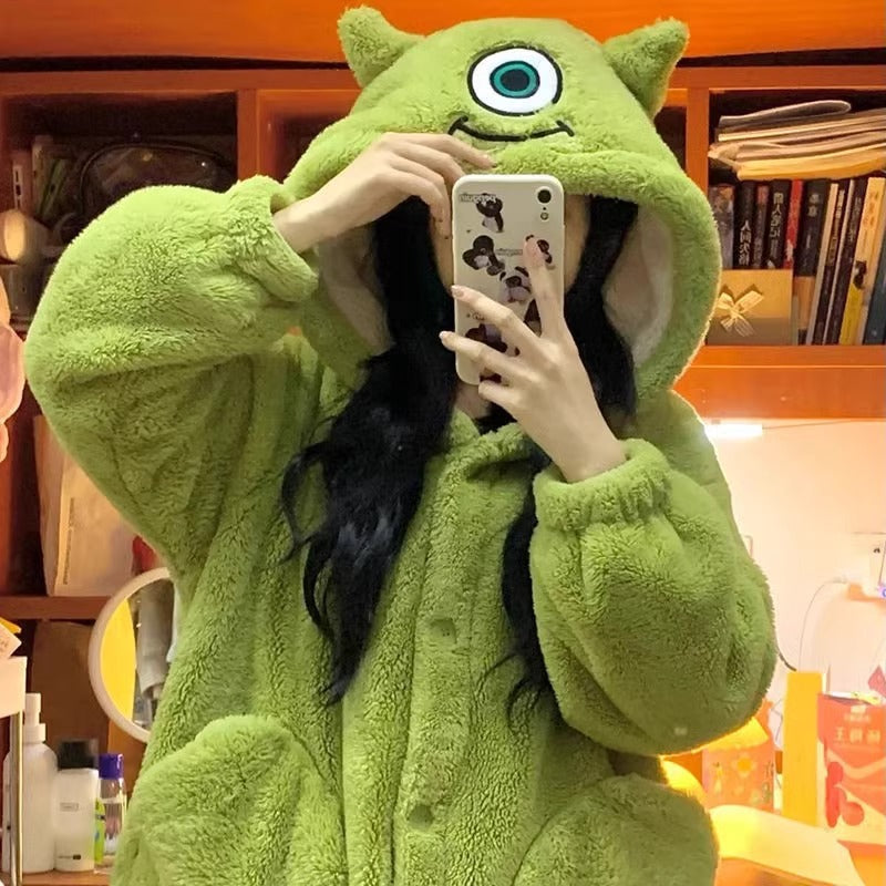 TrueTread Big-eyed coral fleece pajamas